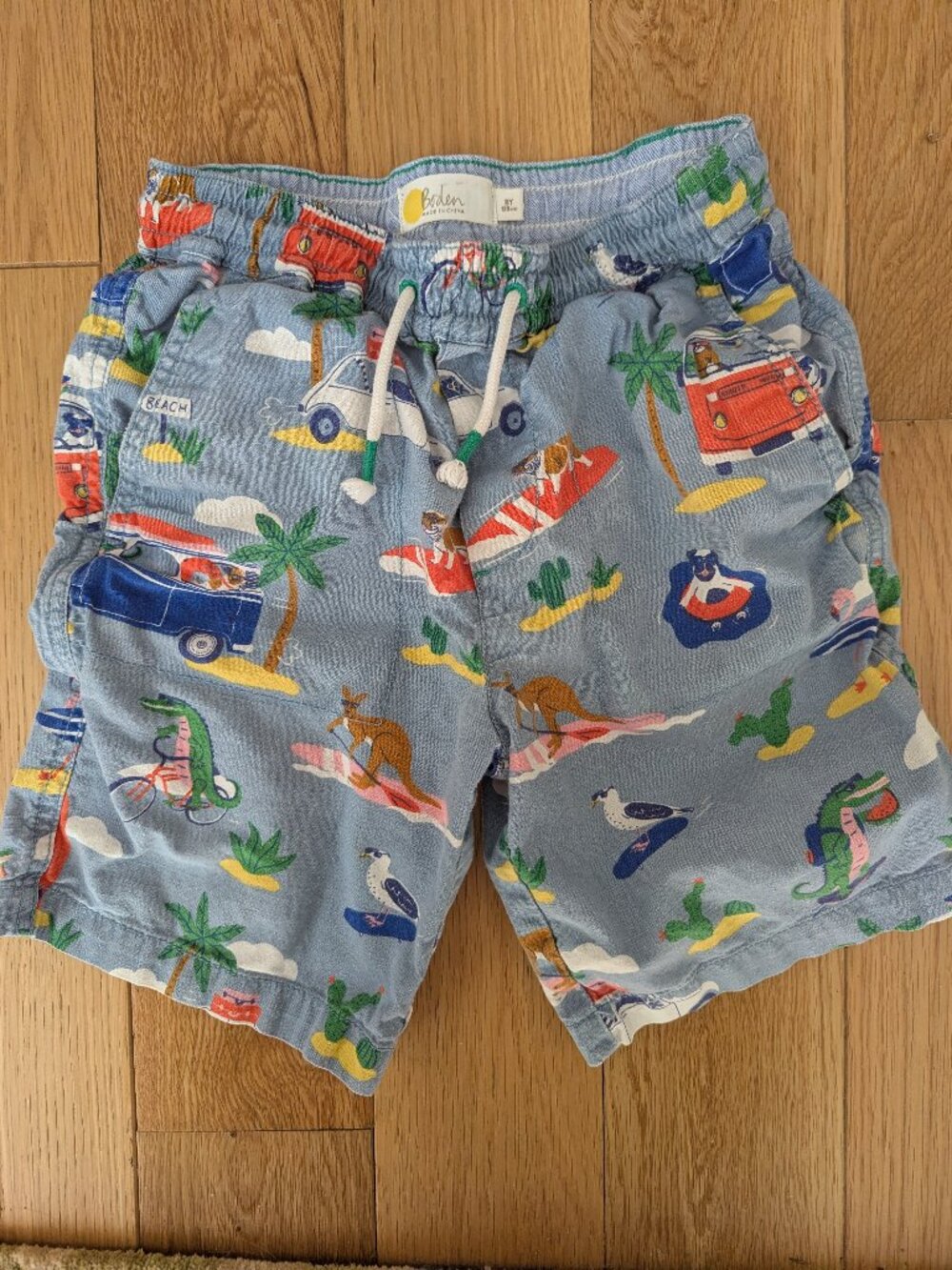 Mini Boden shorts